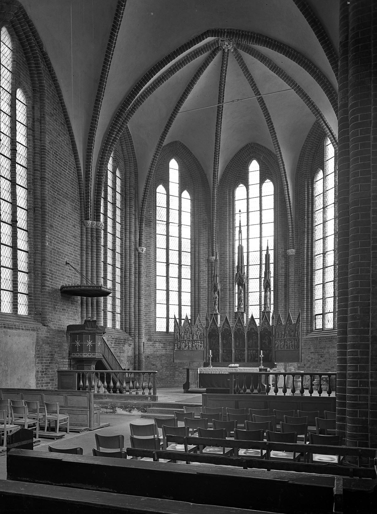 Klosterkirche, Inneres gegen Nord-Ost., Foto 1955